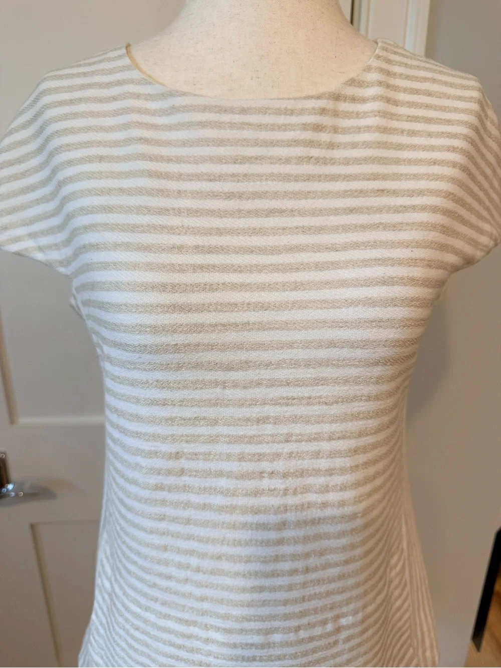 L'AGENCE Beige & White Striped Cap-Sleeve Top - Picture 5 of 15